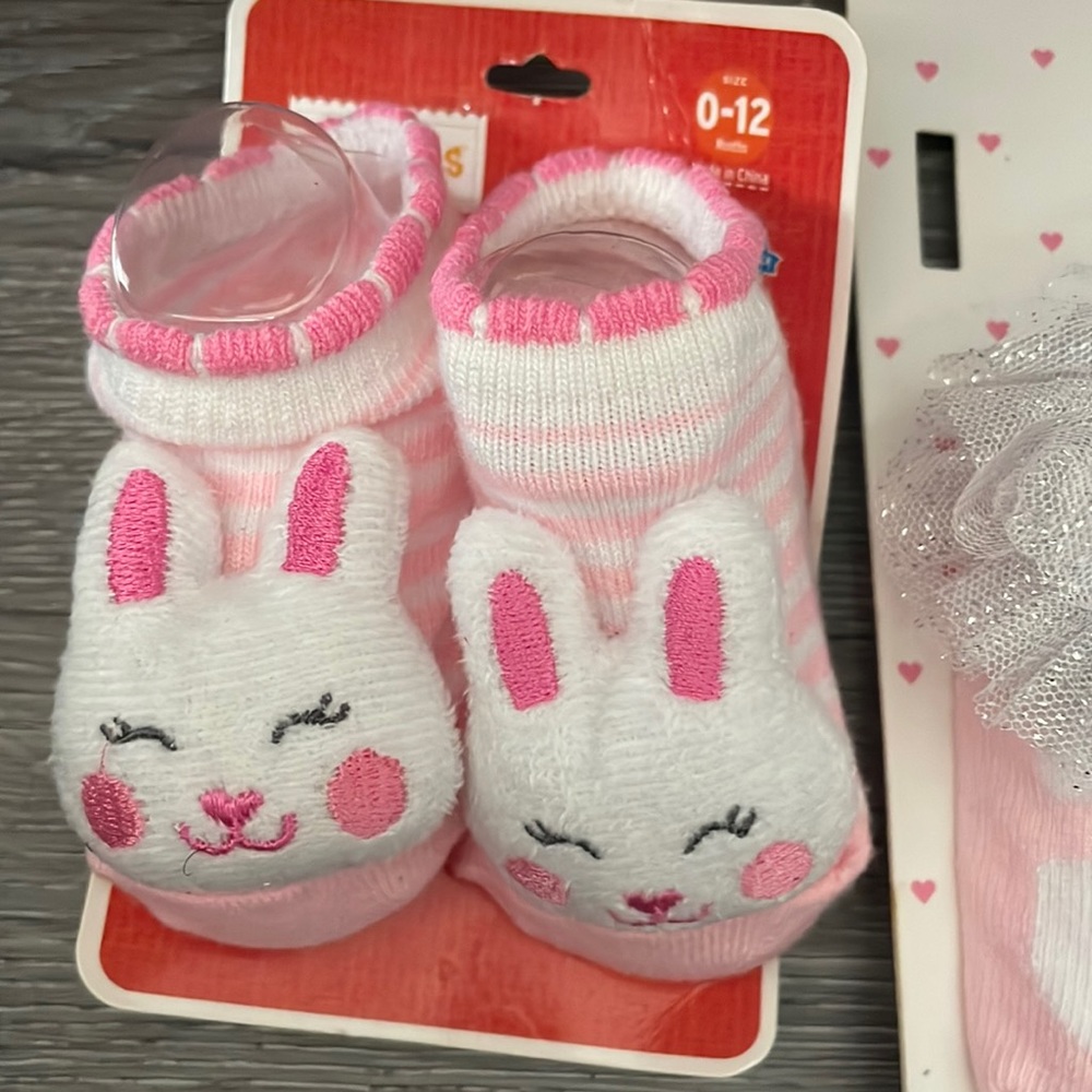 Newborn socks - Picture 2 of 3